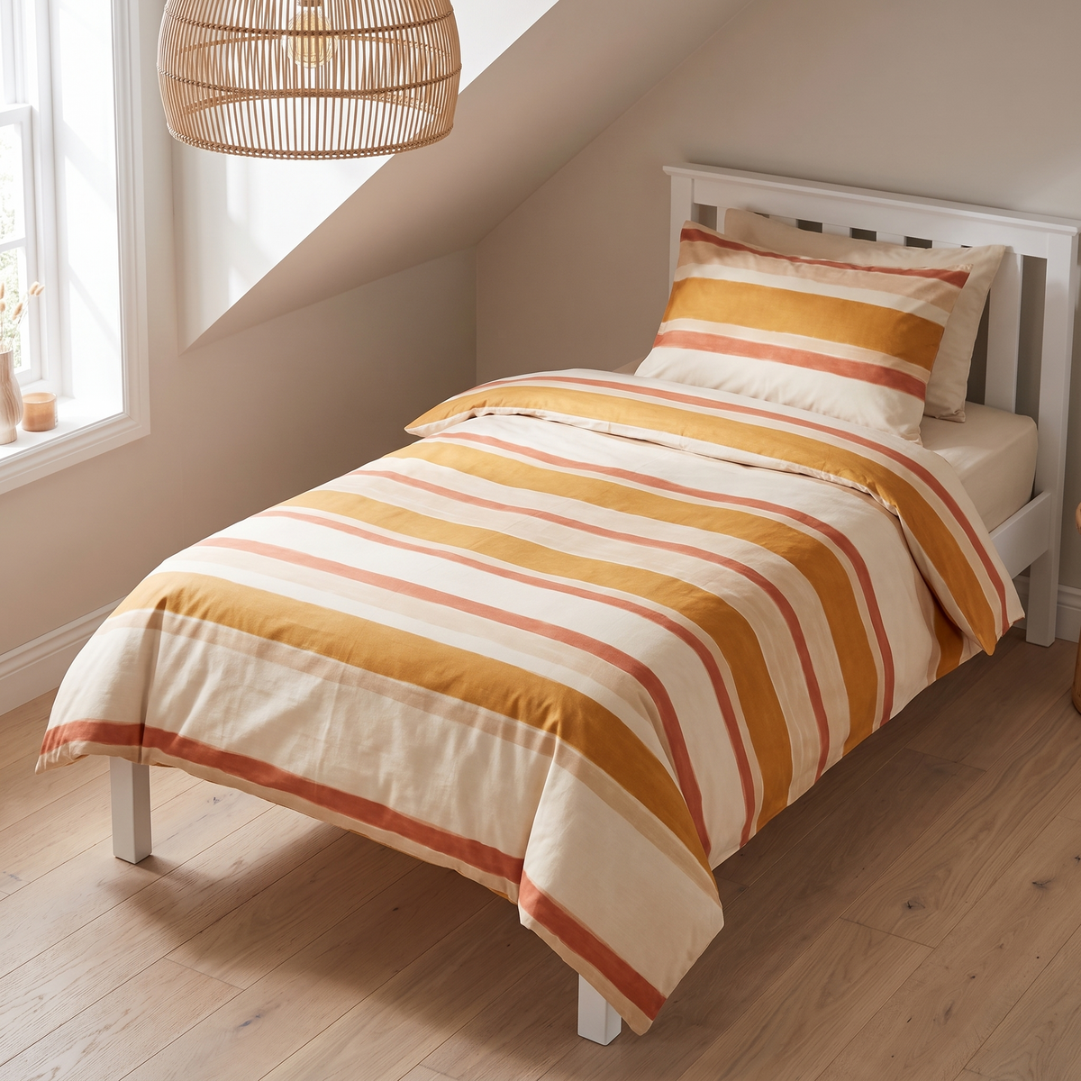 Kids and cot bedding