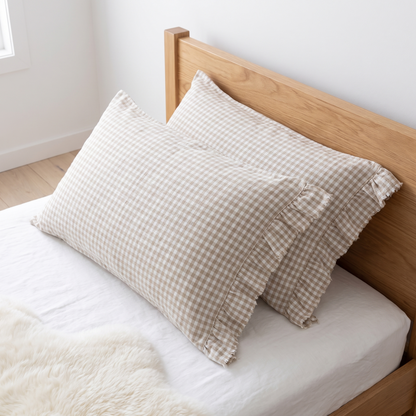 Ruffle-Edge Linen Pillowcase Pair, Oat Gingham – 48 x 73 cm