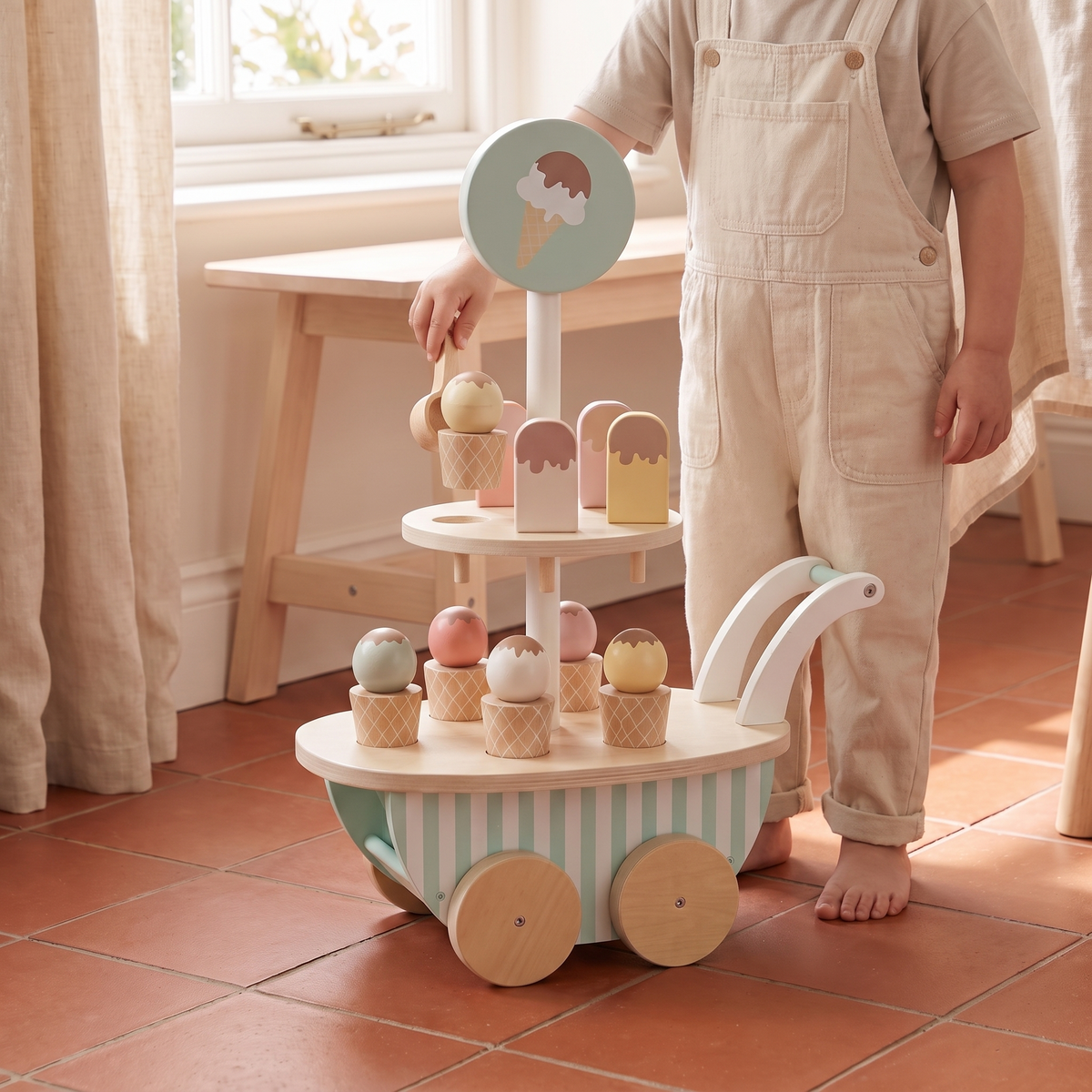 Wooden Ice Cream Cart with 10 Ice Creams and Scoop, Stripes